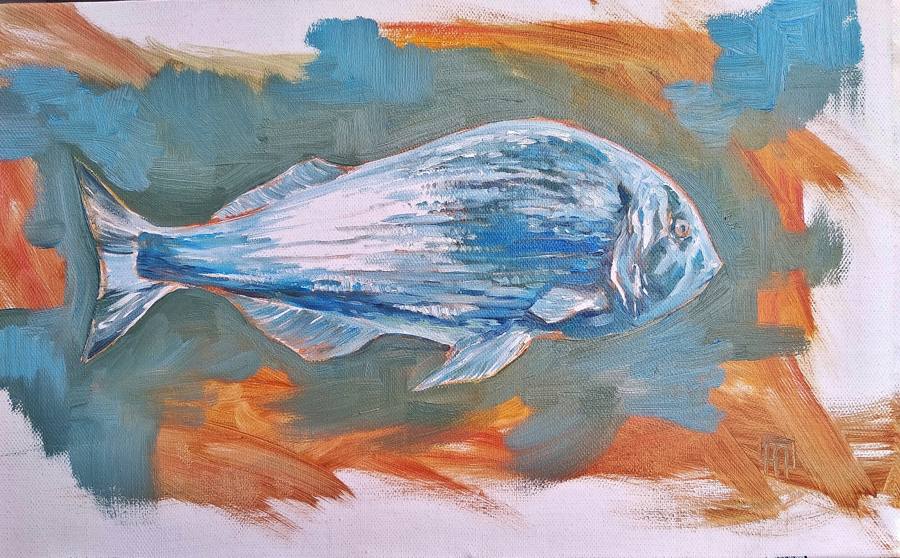 Peinture : une dorade bleutée sur fond vert et orangé